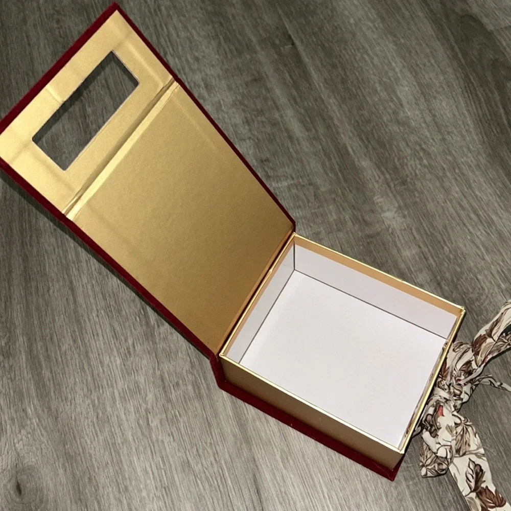 Red velvet gif box